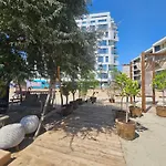 2 Camere,complet Utilat,cu Balcon Si La Mare-zoorba شقة