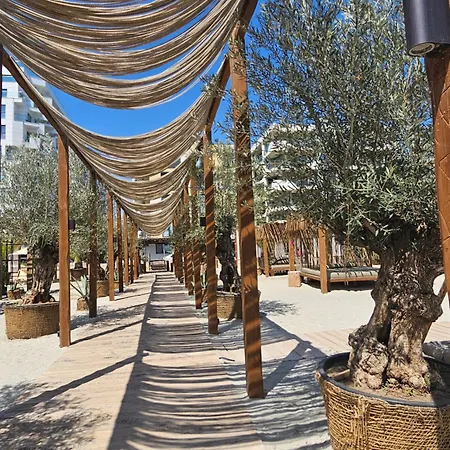 Modern 2 Camere,complet Utilat,cu Balcon Si La Mare-zoorba Apartman *